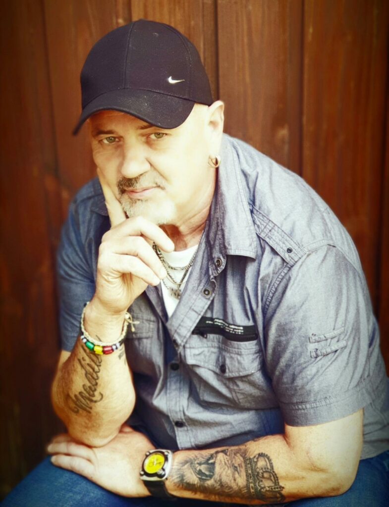 Article : Ken de Korogo : un artiste qui a choisi le reggae pour s&rsquo;exprimer